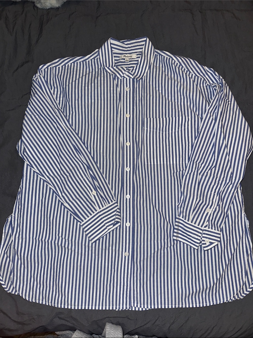 Madewell Signature Poplin Oversized Button-Up Shirt in Blue and White Stripe - Picture 6 of 6